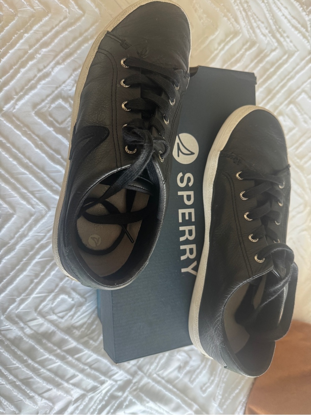 Sperry Men's Black Leather Low-Top Boat Sneakers